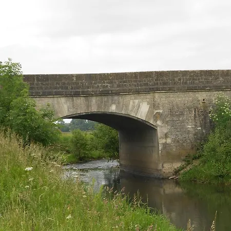 Ferme Manoir La Fiere Bed & Breakfast