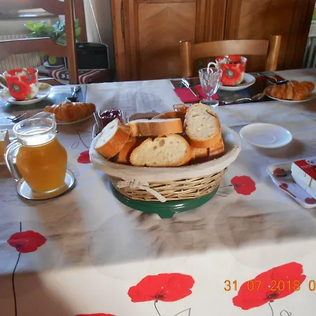 Ferme Manoir La Fiere Bed & Breakfast 3*