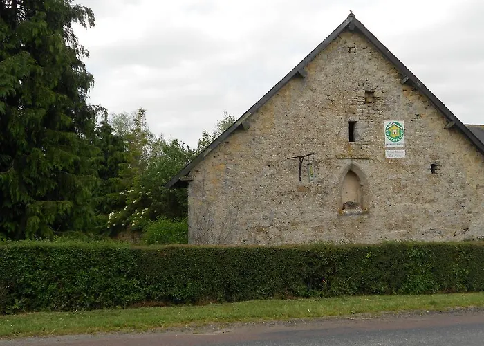 Ferme Manoir La Fiere Bed & Breakfast 3*