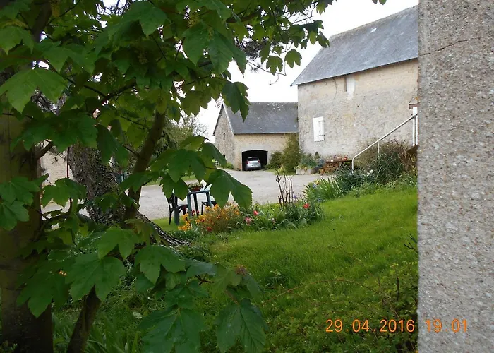 Bed & Breakfast Ferme Manoir La Fiere 3*