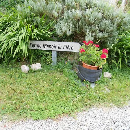 Ferme Manoir La Fiere B&B Sainte-Mère-Église
