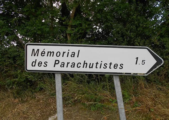 Ferme Manoir La Fiere Bed & Breakfast