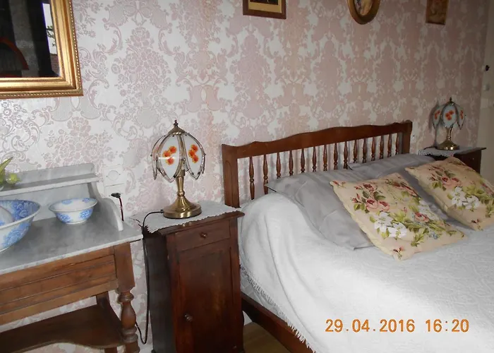 Ferme Manoir La Fiere Bed & Breakfast