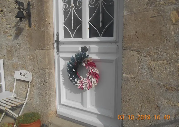 Ferme Manoir La Fiere Bed & Breakfast 3*